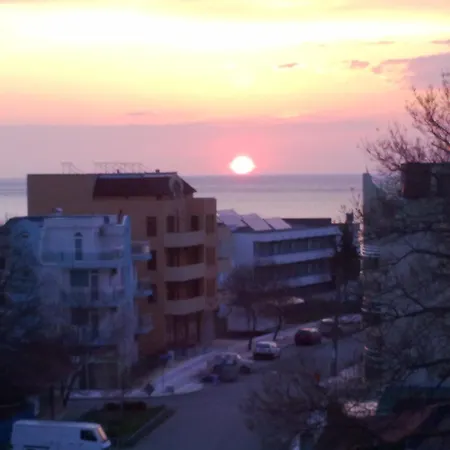 норт 2* Приморско